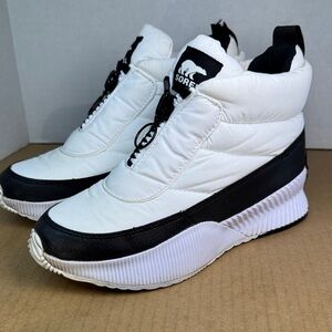 Sorel Out N About III Puffy Zip Waterproof Insulated Booties Short Boots sz 6.5